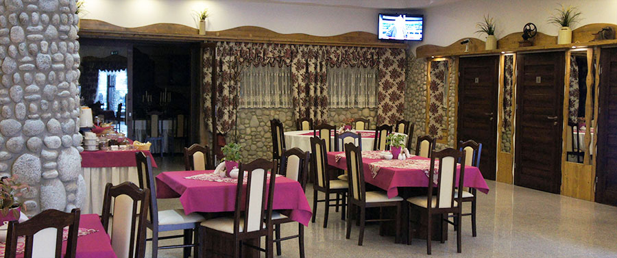 PRYYMUS hotel Radom noclegi wakacje apartamenty Polska